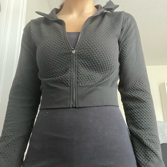 Black athletic zip-up sweater - Picture 7 of 7